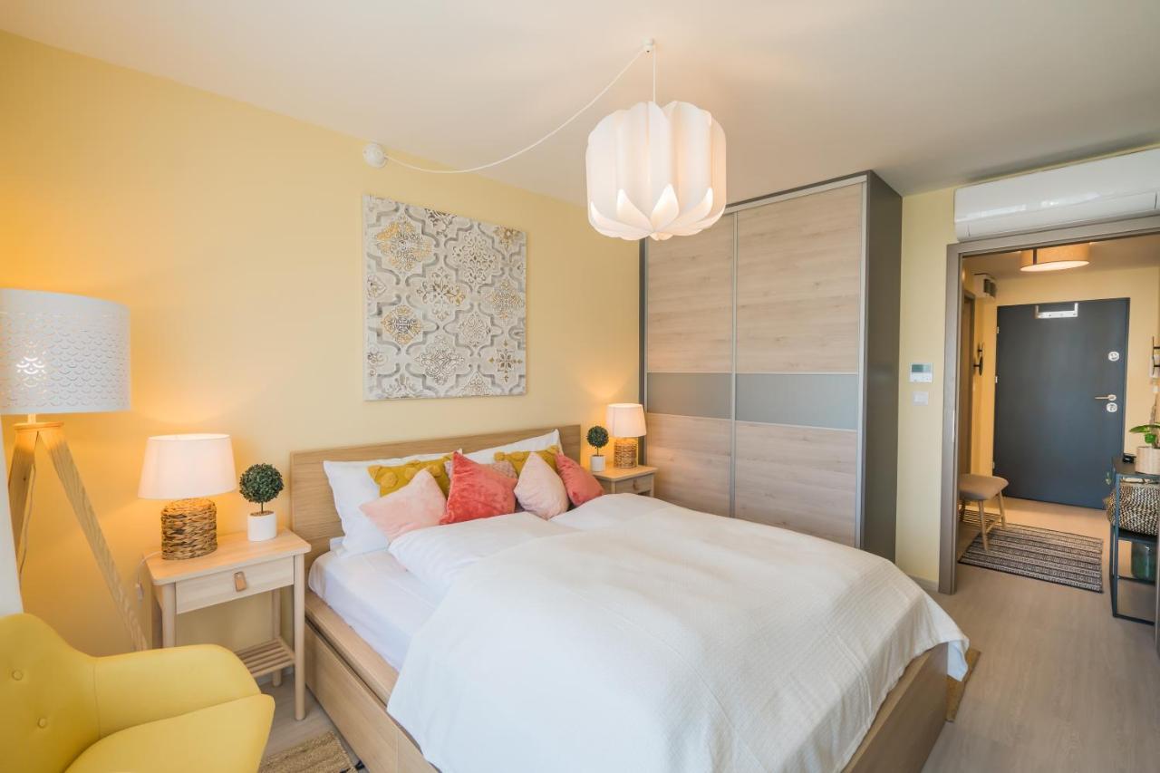 Mf Adriana Panorama Apartment Шиофок Экстерьер фото