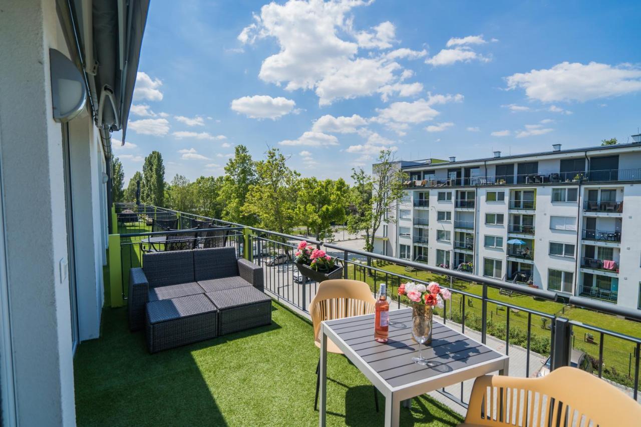 Mf Adriana Panorama Apartment Шиофок Экстерьер фото